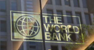 Banque mondiale : la croissance atteint 4,3 % en 2026, mais l’IA creuse un nouveau fossé Afrique subsaharienne