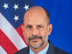 Diplomatie : redouté au Cameroun pour son orientation sexuelle, le nouvel ambassadeur des Etats Unis prête serment
