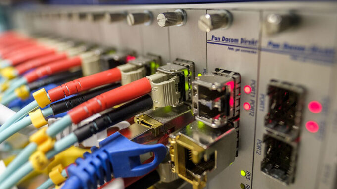 Comment-fonctionne-la-fibre-optique